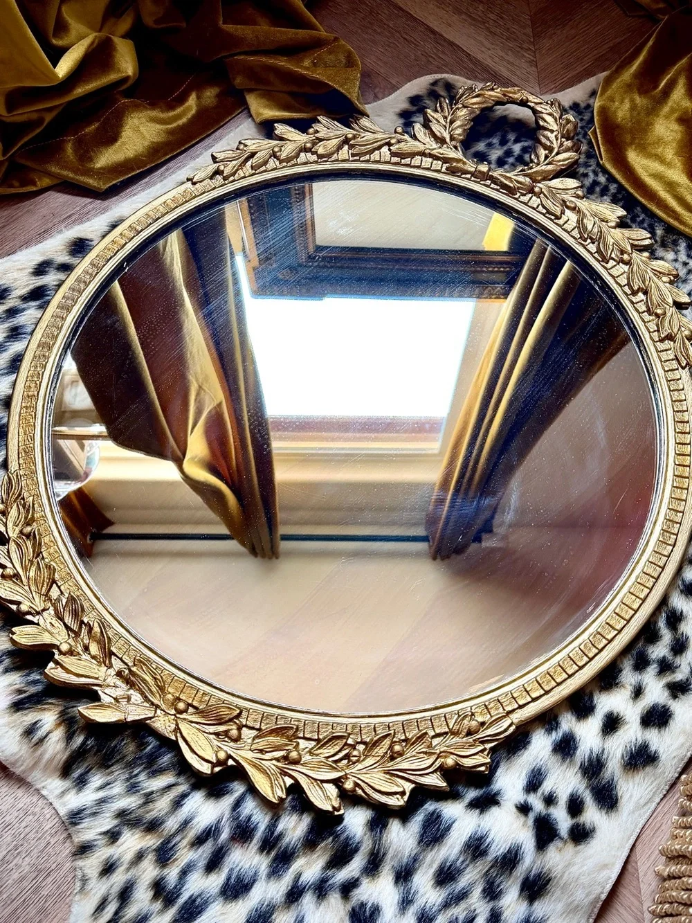 Source Unknown decorative round